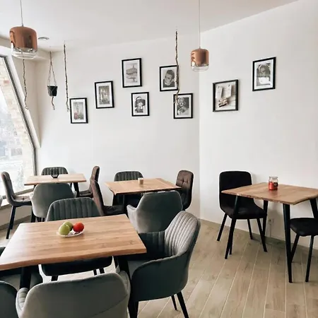 Laskara Garden By Prague Forest - Free Parking - Dog Friendly - Remote Work Friendly Nové Jirny