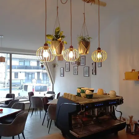 Appartamento Laskara Garden By Prague Forest *